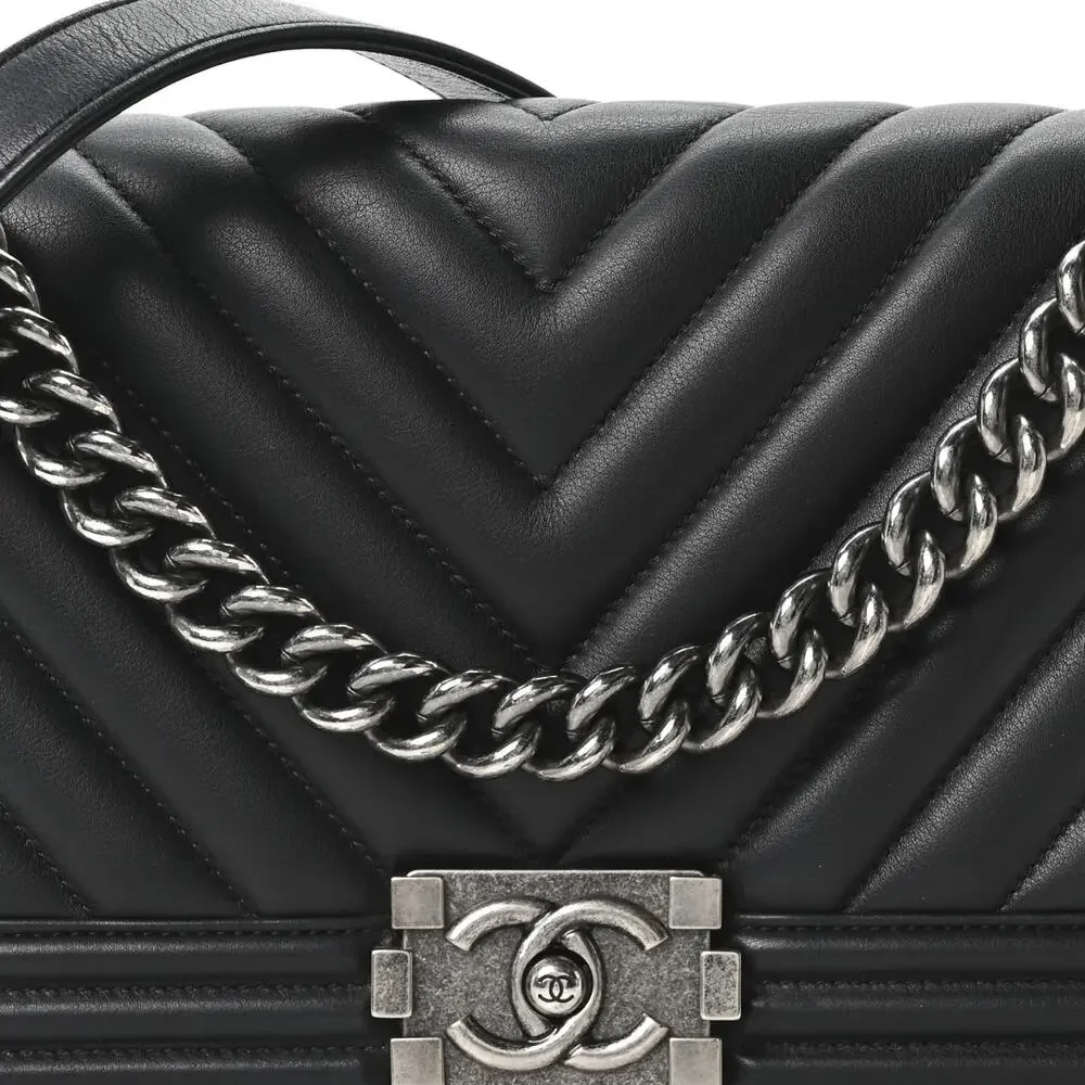 Chanel Medium Boy Flap Bag Black Chevron Quilted Calfskin Ruthenium Hardware